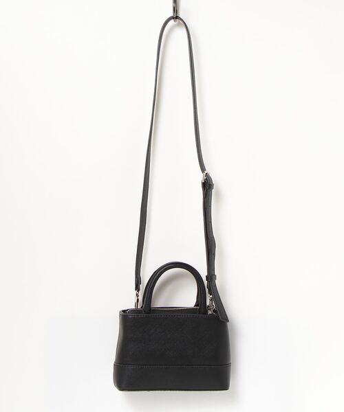 Guess(ゲス)の「CORDELIA Mini Satchel(ハンドバッグ・レディース・ブラック/バーガンディー/ベージュ/ピンク・ONE SIZE)」の13枚目の写真