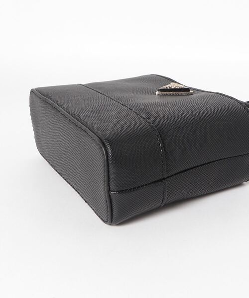 Guess(ゲス)の「CORDELIA Mini Satchel(ハンドバッグ・レディース・ブラック/バーガンディー/ベージュ/ピンク・ONE SIZE)」の14枚目の写真