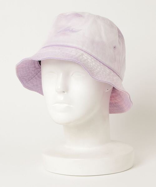 WE11DONE(ウェルダン)の「WE11DONE PURPLE IRIDESCENT LOGO HAND-BLEACHED BUCK(ハット・メンズ・パープル・FREE)」の1枚目の写真