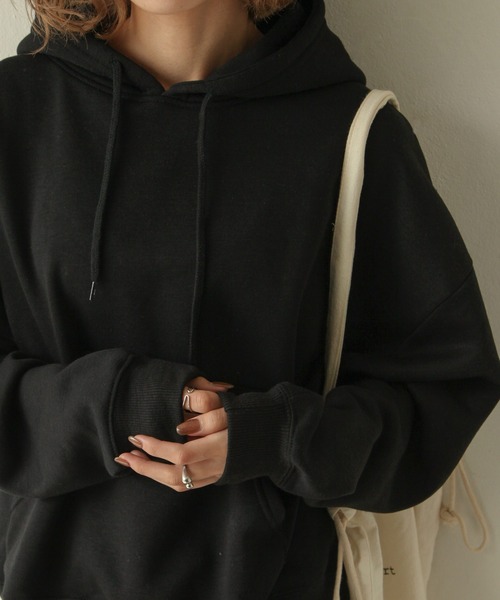 Chillfar（チルファー）の「裏起毛バックパッチワークパーカー（パーカー・レディース・チャコール/アイボリー/ブルー系/ブラウン/ブラック/カーキ/オートミール/ベージュ・MEDIUM/LARGE）」の17枚目の写真