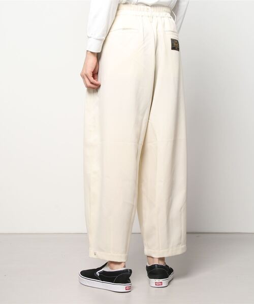 Subciety（サブサエティ）の「BALLOON PANTS（その他パンツ・メンズ・オフホワイト/カーキ/ブラック・LARGE/MEDIUM/X-LARGE）」の11枚目の写真