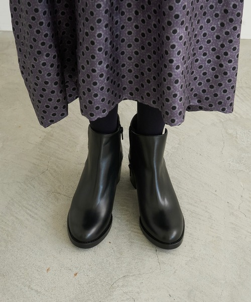 note et silence （ノートエシロンス）の「◇【 AMB100貨 】CORSO ROMA OX FORD ショートブーツ（ブーツ・レディース・ブラック/ダークブラウン・39/37/38）」の3枚目の写真