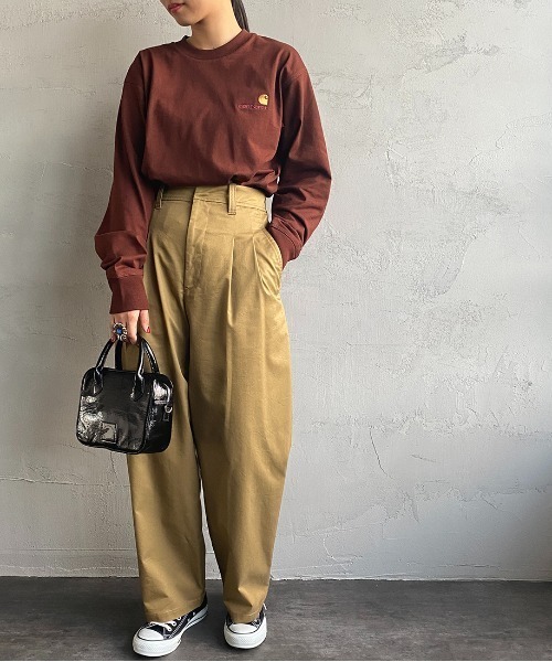 Carhartt WIP（カーハートダブリューアイピー）の「[carhartt WIP/カーハートダブリューアイピー] AMERICAN SCRIPT ワンポイントロゴ刺繍ロンT（Tシャツ/カットソー・レディース・ダークグリーン/ブラック/ホワイト/ブラウン・L/XL/S/M/XS）」の16枚目の写真