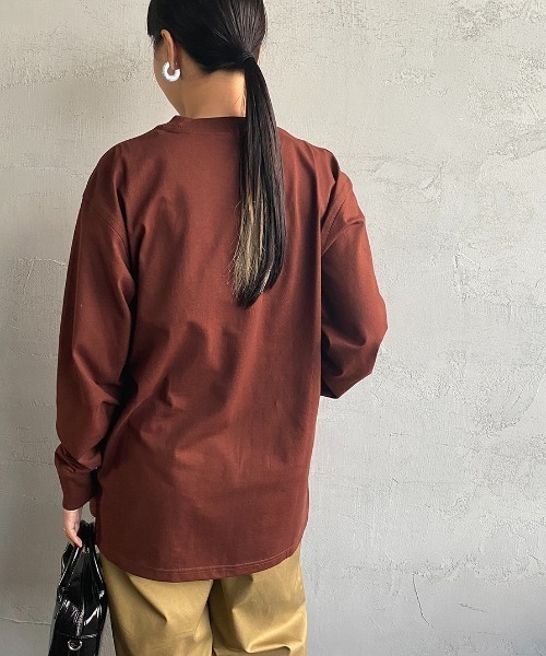 Carhartt WIP（カーハートダブリューアイピー）の「[carhartt WIP/カーハートダブリューアイピー] AMERICAN SCRIPT ワンポイントロゴ刺繍ロンT（Tシャツ/カットソー・レディース・ダークグリーン/ブラック/ホワイト/ブラウン・L/XL/S/M/XS）」の20枚目の写真