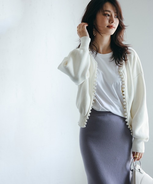 パールビジューボタンレスニットカーディガン