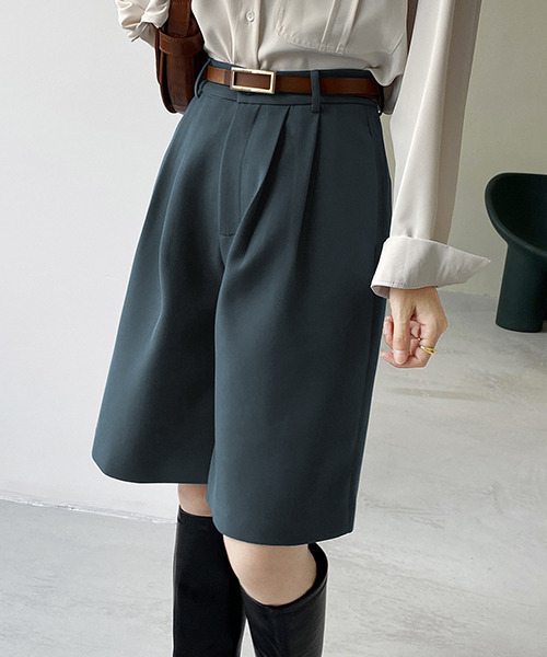 c.u.l（シーユーエル）の「【c.u.l:w】ハイウエストタックショートパンツ culw129（その他パンツ・レディース・ブラウン/ブラック/ブルーグレー・M/L）」の18枚目の写真