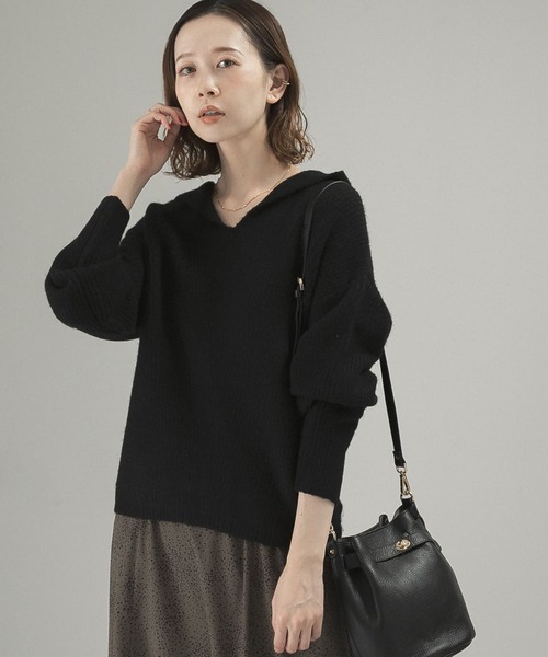 URBAN RESEARCH ROSSO（アーバンリサーチロッソ）の「フーディーニット（ニット/セーター・レディース・ブラック/ベージュ系その他・FREE）」の3枚目の写真