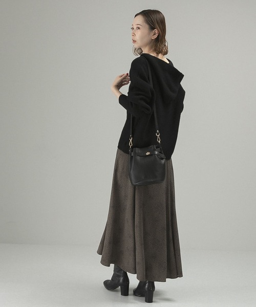 URBAN RESEARCH ROSSO（アーバンリサーチロッソ）の「フーディーニット（ニット/セーター・レディース・ブラック/ベージュ系その他・FREE）」の13枚目の写真