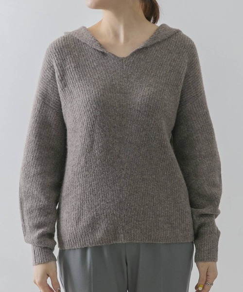 URBAN RESEARCH ROSSO（アーバンリサーチロッソ）の「フーディーニット（ニット/セーター・レディース・ブラック/ベージュ系その他・FREE）」の8枚目の写真