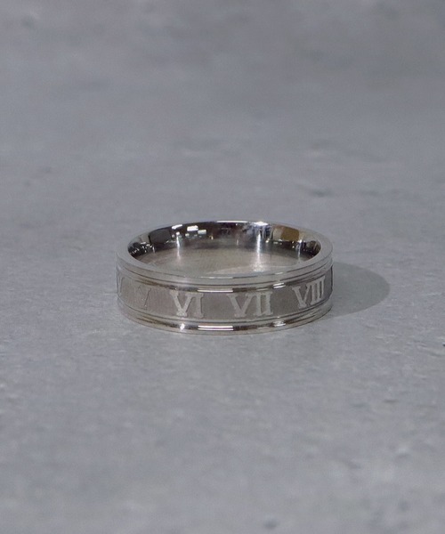 SBG(エスビー)の「SBG ローマ数字リング(リング・メンズ・ブラック/シルバー/ゴールド・13号/21号/18号/25号/15号/9号/10号)」の7枚目の写真
