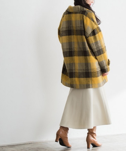 Pierrot(ピエロ)の「チェック柄ショートコート(その他アウター・レディース・イエロー/ピンク・L/M)」の4枚目の写真
