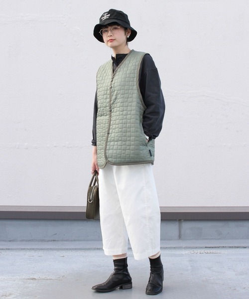 WILD THINGS（ワイルドシングス）の「WILD THINGS/ワイルドシングス　ストレッチデニムタックワイド　SHELTECH DENIM TUCK WIDE（ウィメンズ）　WTW22010SG（デニムパンツ・レディース・ワンウォッシュ/オフホワイト・S）」の13枚目の写真