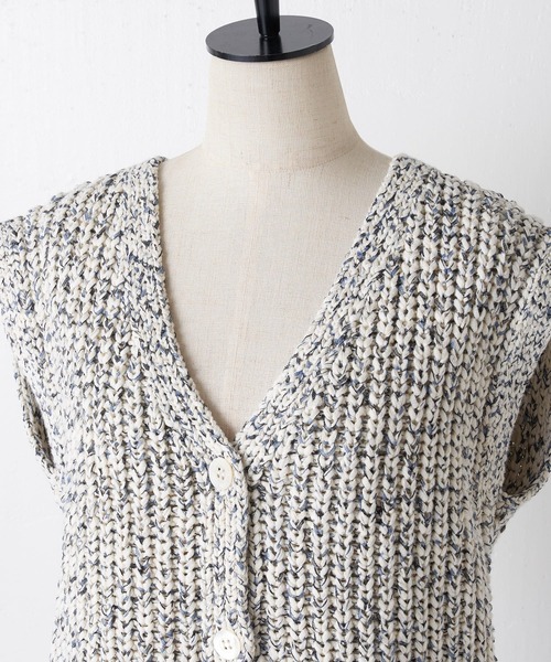 BEARDSLEY（ビアズリー）の「ハンドニットベスト（ベスト）」 - WEAR