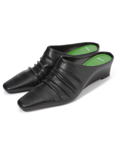 JEANASIS(ジーナシス)の「ギャザースクエアミュール/261969(パンプス・レディース・ブラック/ブルー/パイソン・MEDIUM/LARGE)」の12枚目の写真