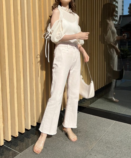 美シルエットのフリンジデニムパンツ