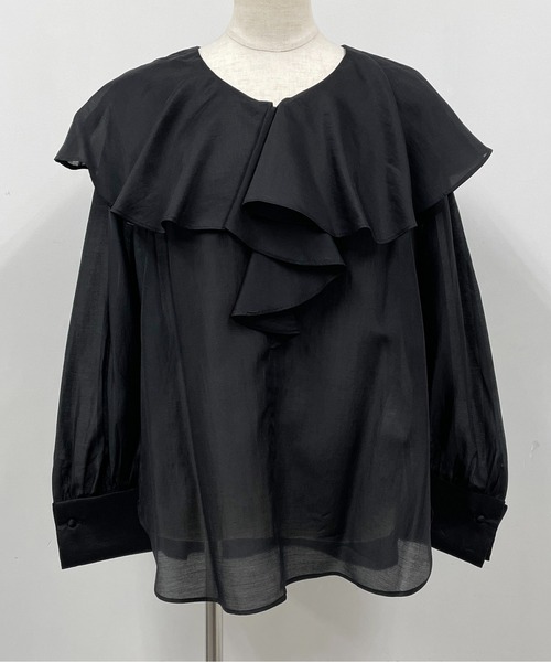 PICCIN（ピッチン）の「ラッフルカラーダブルカフスブラウス（シャツ/ブラウス・レディース・ホワイト/ブラック/ベージュ・M）」の5枚目の写真