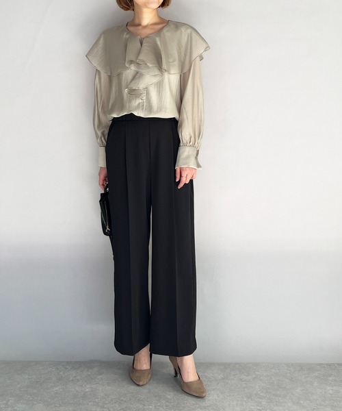 PICCIN（ピッチン）の「ラッフルカラーダブルカフスブラウス（シャツ/ブラウス・レディース・ホワイト/ブラック/ベージュ・M）」の22枚目の写真