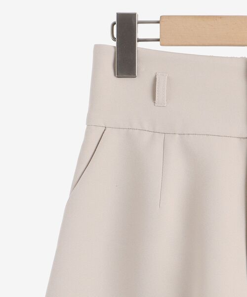 MAJESTIC LEGON（マジェスティックレゴン）の「ベルト付ハイウエストショートパンツ（その他パンツ・レディース・アイボリー/ピンク/ネイビー・MEDIUM）」の9枚目の写真