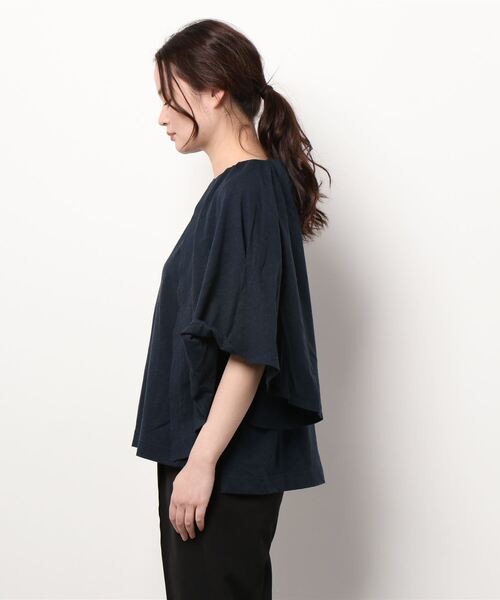 EARIH(アーリ)の「EARIH(アーリー)アシンメトリーTシャツ(Tシャツ/カットソー・レディース・ネイビー・FREE)」の6枚目の写真