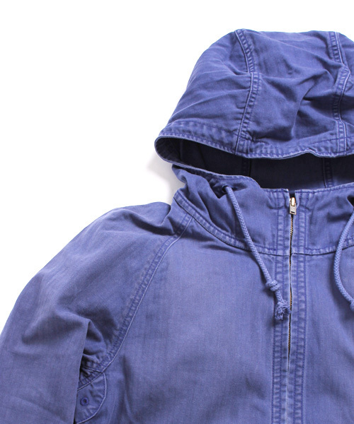 Denime(ドゥニーム)の「【MadeInJapan】40sフレンチワークマリンパーカー-ヘリンボーン-(その他アウター・メンズ・ベージュ/ブルー・SMALL/LARGE/MEDIUM)」の21枚目の写真