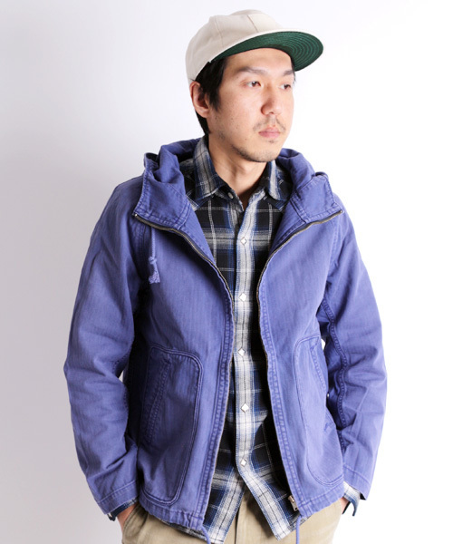 Denime(ドゥニーム)の「【MadeInJapan】40sフレンチワークマリンパーカー-ヘリンボーン-(その他アウター・メンズ・ベージュ/ブルー・SMALL/LARGE/MEDIUM)」の18枚目の写真