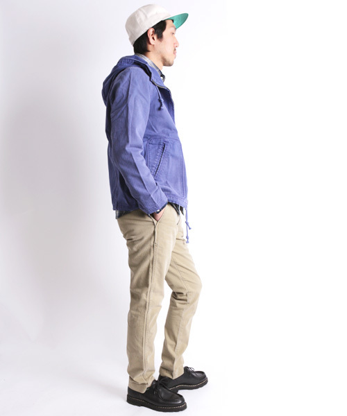 Denime(ドゥニーム)の「【MadeInJapan】40sフレンチワークマリンパーカー-ヘリンボーン-(その他アウター・メンズ・ベージュ/ブルー・SMALL/LARGE/MEDIUM)」の8枚目の写真
