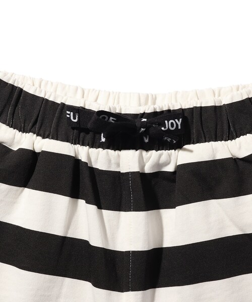 SHOO・LA・RUE（シューラルー）の「◆【90-130cm】インレイハーフパンツ（その他パンツ・キッズ・カーキ系/イエロー/ネイビー/ブラック系1/イエロー系その他/ブラック系2/ベージュ系その他3・12/10/09/11/13）」の19枚目の写真