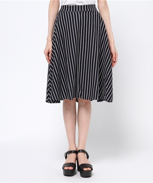 WEGO(ウィゴー)の「WEGO/ミディ丈サーキュラースカート(スカート・レディース・ブラック/ブルー系その他/レッド/ホワイト系その他・FREE)」の10枚目の写真