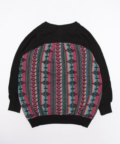 チチカカ（チチカカ）の「スウェットｘジオメストライププルオーバー【WEB限定】（スウェット・レディース・ブラック/ブルー/グレー/ベージュ・FREE）」の5枚目の写真