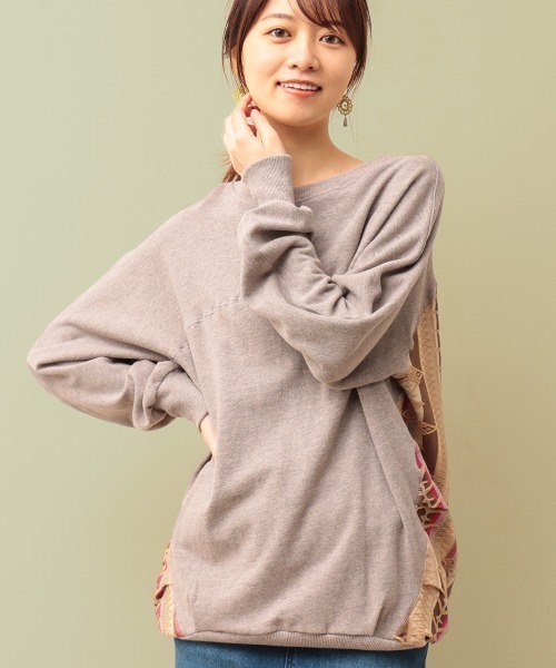 チチカカ（チチカカ）の「スウェットｘジオメストライププルオーバー【WEB限定】（スウェット・レディース・ブラック/ブルー/グレー/ベージュ・FREE）」の3枚目の写真