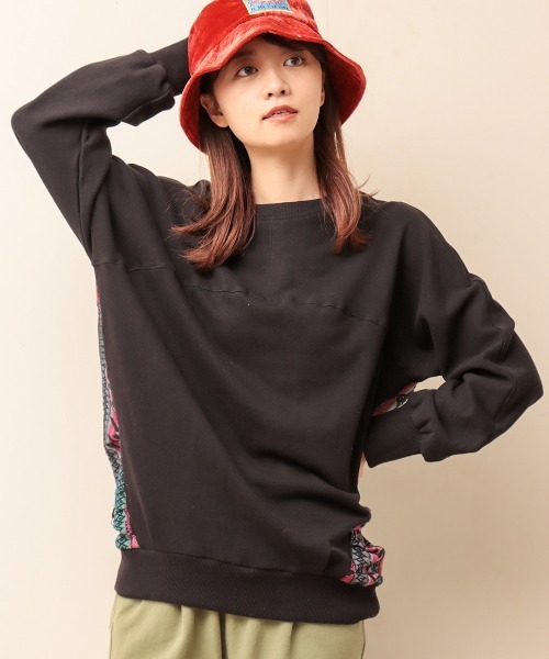 チチカカ（チチカカ）の「スウェットｘジオメストライププルオーバー【WEB限定】（スウェット・レディース・ブラック/ブルー/グレー/ベージュ・FREE）」の7枚目の写真