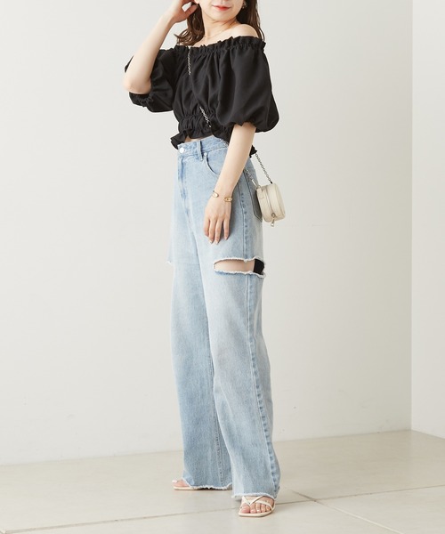 Chico（チコ）の「【LINNEE】ショート丈オフショルシャーリングブラウス（シャツ/ブラウス・レディース・ホワイト/ブラック/ミント・FREE）」の12枚目の写真