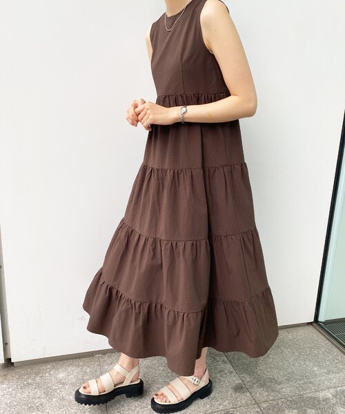 OPAQUE.CLIP（オペークドットクリップ）の「◆シアサッカー ティアードフレアワンピース【WEB限定サイズ】（ワンピース・レディース・ブラック系2/ブラウン系その他3/ブラック・40/38/36）」の13枚目の写真