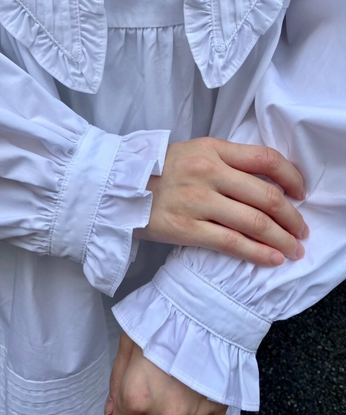 Candy Stripper（キャンディストリッパー）の「CEREMONY BIG COLLAR ドレス（ワンピース・レディース・カーキ/オフホワイト/ブラック・2）」の20枚目の写真