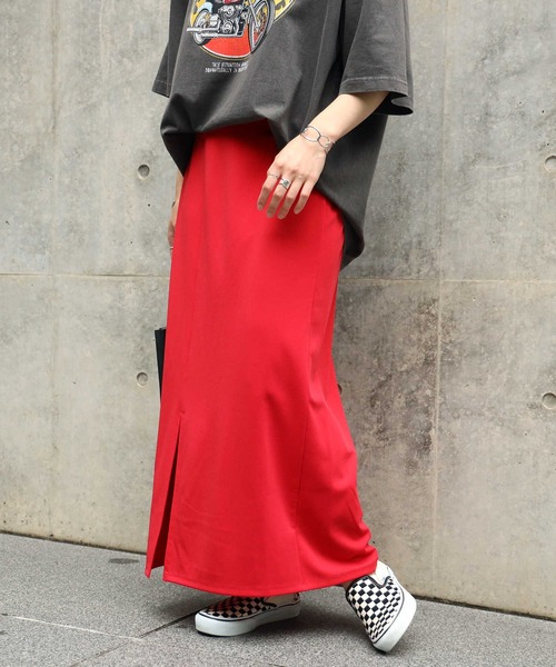 HONEYSUCKLE ROSE（ハニーサックルローズ）の「【HONEYSUCKLE ROSE】フロントスリットスカート（スカート・レディース・ブラック/ダークブラウン/ブルー/グリーン/パープル/レッド/オレンジ・M/L）」の6枚目の写真