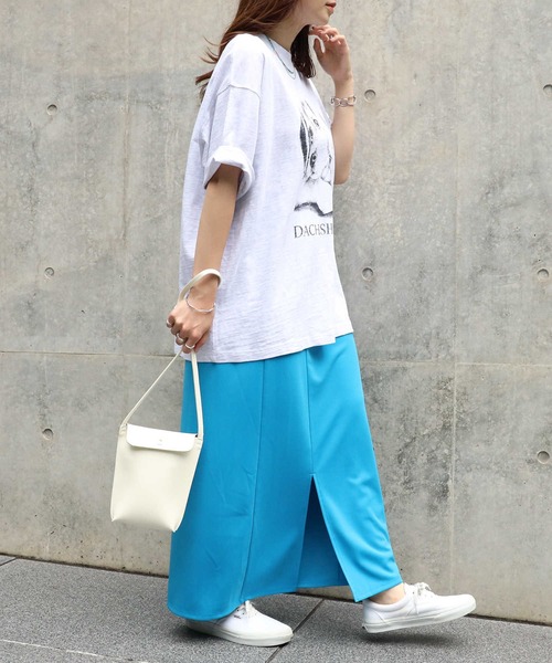 HONEYSUCKLE ROSE（ハニーサックルローズ）の「【HONEYSUCKLE ROSE】フロントスリットスカート（スカート・レディース・ブラック/ダークブラウン/ブルー/グリーン/パープル/レッド/オレンジ・M/L）」の17枚目の写真