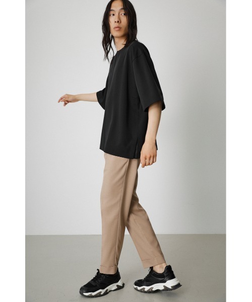 AZUL by moussy（アズールバイマウジー）の「CENTER CREASE TROUSERS/センタークリーストラウザー（その他パンツ・メンズ・ベージュ/ブラック・LARGE/SMALL/MEDIUM）」の4枚目の写真