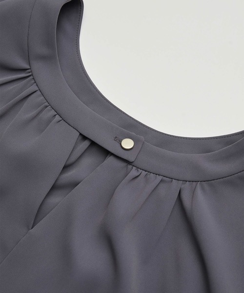 ROPE' PICNIC(ロペピクニック)の「2WAY/とろみ合繊ギャザーブラウス(シャツ/ブラウス・レディース・グレー系その他/オフホワイト/ベージュ/ブルー/ピンク系その他・38)」の7枚目の写真