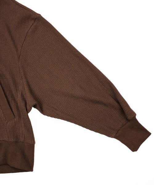 Universal Style Wear(ユニバーサルスタイルウェア)の「Universal Style Wear ビッグ ドルマン ワッフル クルー カーディガン(カーディガン/ボレロ・メンズ・ブラック/杢グレー/オフホワイト/ブラウン・X-LARGE/LARGE/MEDIUM)」の13枚目の写真