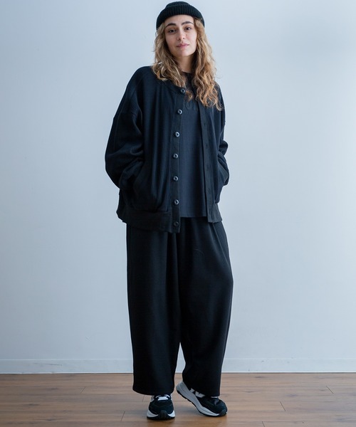Universal Style Wear(ユニバーサルスタイルウェア)の「Universal Style Wear ビッグ ドルマン ワッフル クルー カーディガン(カーディガン/ボレロ・メンズ・ブラック/杢グレー/オフホワイト/ブラウン・X-LARGE/LARGE/MEDIUM)」の8枚目の写真
