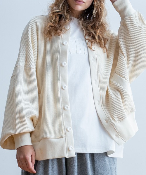 Universal Style Wear(ユニバーサルスタイルウェア)の「Universal Style Wear ビッグ ドルマン ワッフル クルー カーディガン(カーディガン/ボレロ・メンズ・ブラック/杢グレー/オフホワイト/ブラウン・X-LARGE/LARGE/MEDIUM)」の16枚目の写真