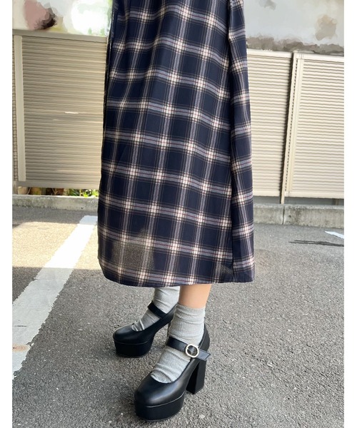 Sugar Sugar（シュガーシュガー）の「【SUGAR SUGAR シュガーシュガー】ソフトスクエアチャンキーヒールストラップパンプス（パンプス・レディース・ブラック/グレー系その他/ダークブラウン・S/M/L/LL）」の21枚目の写真