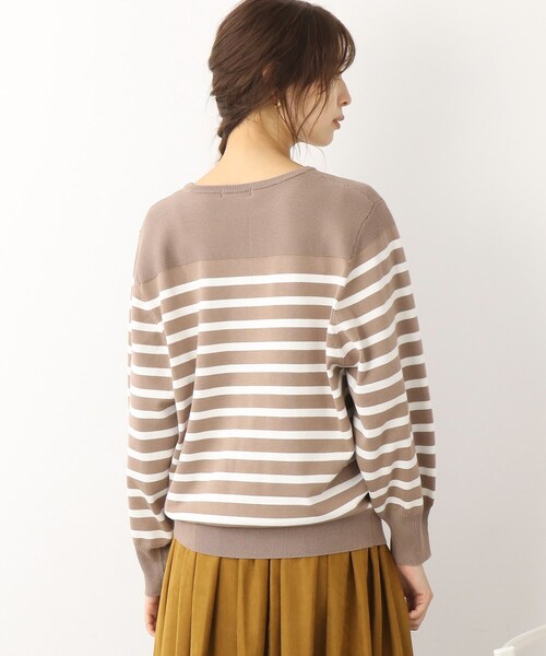 DRESKIP(ドレスキップ)の「◆袖ボタンガーター切り替えニット(ニット/セーター・レディース・ブルー/ブラック系2/ベージュ系その他2/マスタード・02/03/04)」の7枚目の写真