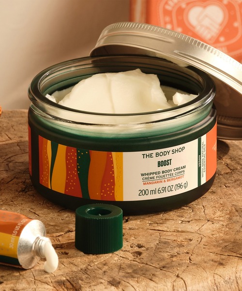 THE BODY SHOP（ザ・ボディショップ）の「ウェルネス ホイップドボディクリーム MA&BE 200mL（香り：マンダリン& ベルガモット）（ボディケア/ボディクリーム・レディース・その他・FREE）」の2枚目の写真