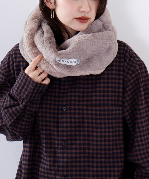 KANGOL(カンゴール)の「KANGOL フェイクファースヌード(ネックウォーマー/スヌード・メンズ・グレイッシュベージュ/ネイビー/ブラック/ベージュ/ブラック系/グレー系/アイボリー/ブラック系1/ネイビー系/オフホワイト・FREE)」の7枚目の写真