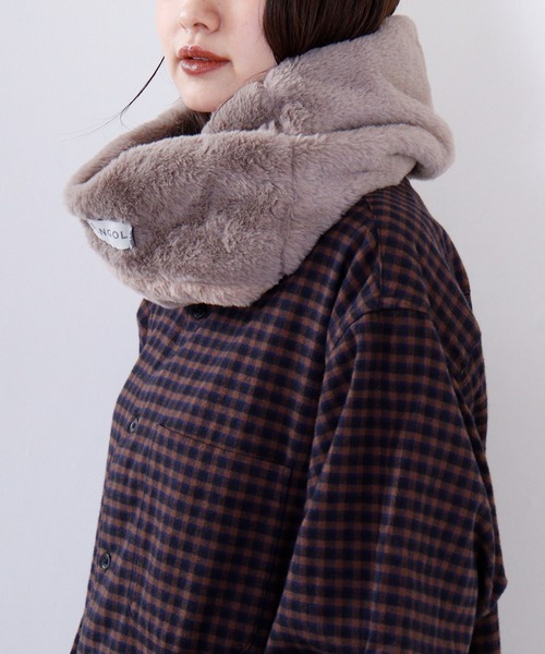 KANGOL(カンゴール)の「KANGOL フェイクファースヌード(ネックウォーマー/スヌード・メンズ・グレイッシュベージュ/ネイビー/ブラック/ベージュ/ブラック系/グレー系/アイボリー/ブラック系1/ネイビー系/オフホワイト・FREE)」の22枚目の写真