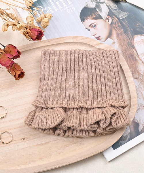 Felt-Maglietta（フェルトマリエッタ）の「付け襟タートルネックニットカラー（付け襟・レディース・キャメル/ピンク/パープル/ベージュ/グレー/ブラック/イエロー/ホワイト/レッド/ワイン・FREE）」の8枚目の写真