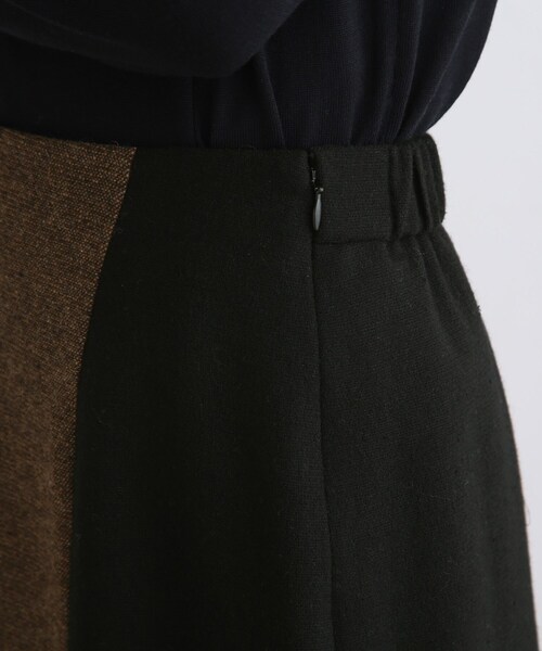 INDIVI（インディヴィ）の「◆【ツィード/ウール混】マーメードスカート（スカート・レディース・グレー系その他4/ブラウン系4/ライトグリーン系/ピンク系8・40/38/36/03/05/12/15 /13/19）」の5枚目の写真