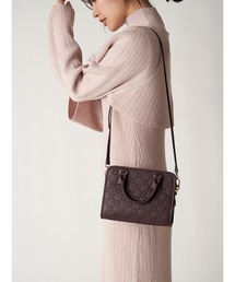 未使用⭐︎CELFORD 2way ブラウン エンボススクエアバッグ ショルダー付 CELFORD（セルフォード）の「エンボススクエアバッグ（ショルダー