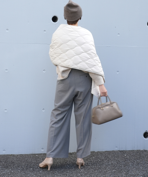 SLOBE IENA（スローブイエナ）の「SLOBE IENA キルティングマフラー（マフラー・レディース・カーキ/ホワイト・FREE）」の5枚目の写真